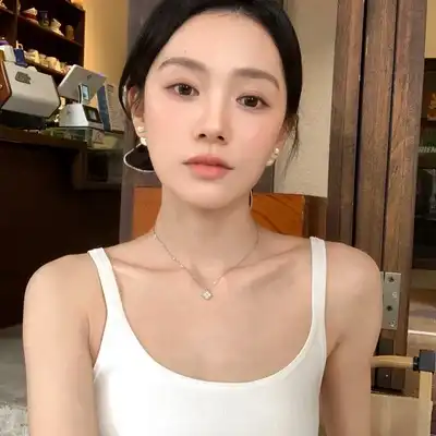 董成